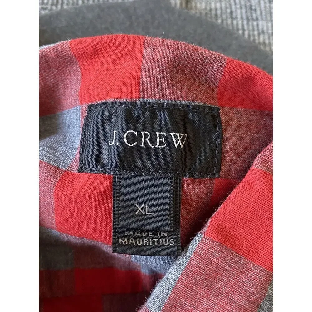 J. Crew Flannel Button Down Shirt Men‎ XL Red Gray Checkered Long Sleeve S105